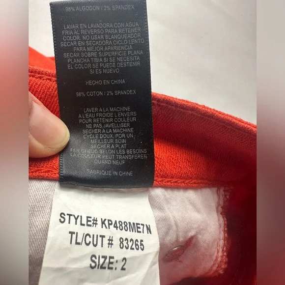 Kut from the Kloth orange Diana skinny jeans. Size 2. - Picture 9 of 10